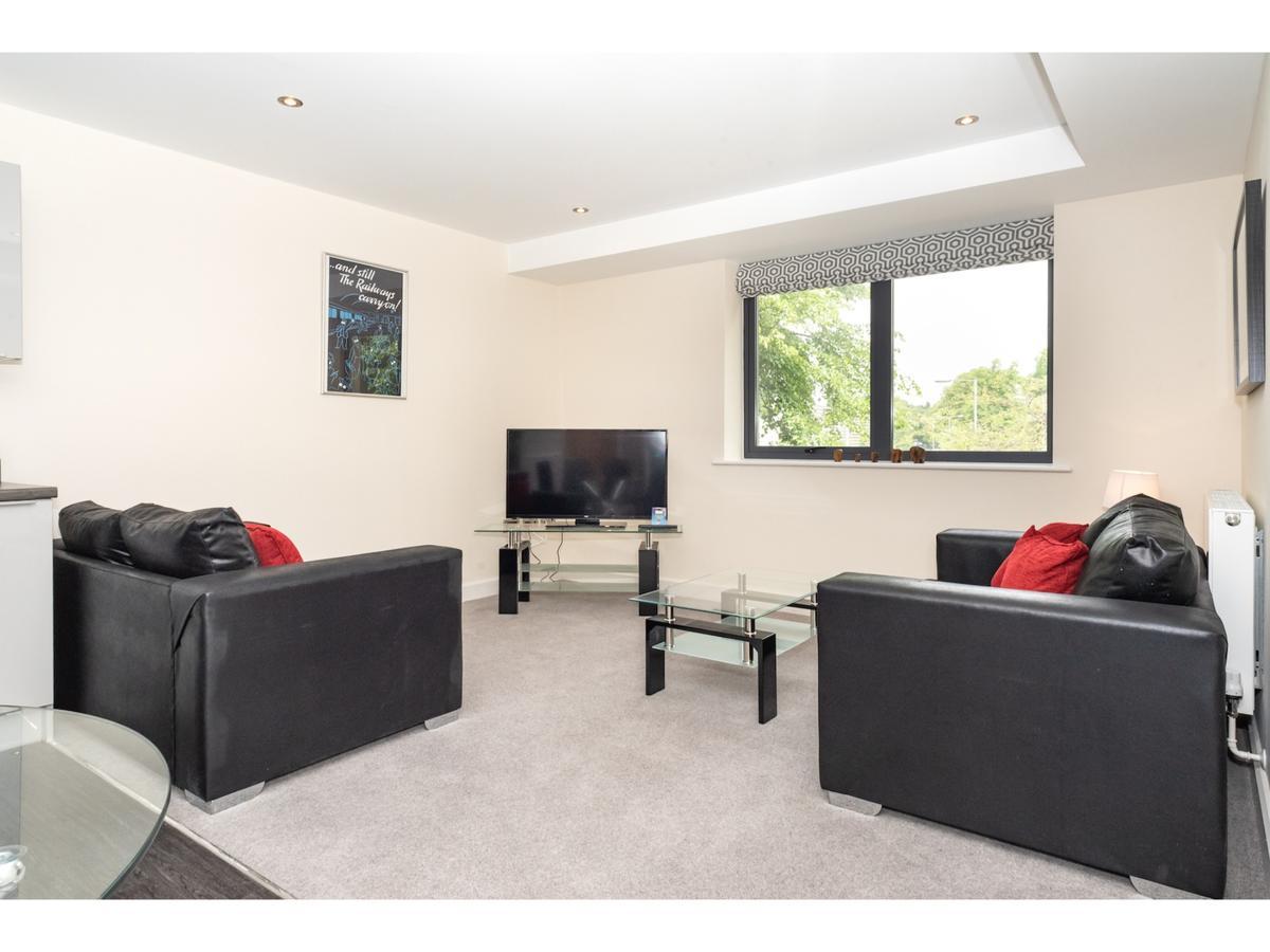 Stylish Flat Near The City Centre - Pass The Keys York Exterior foto