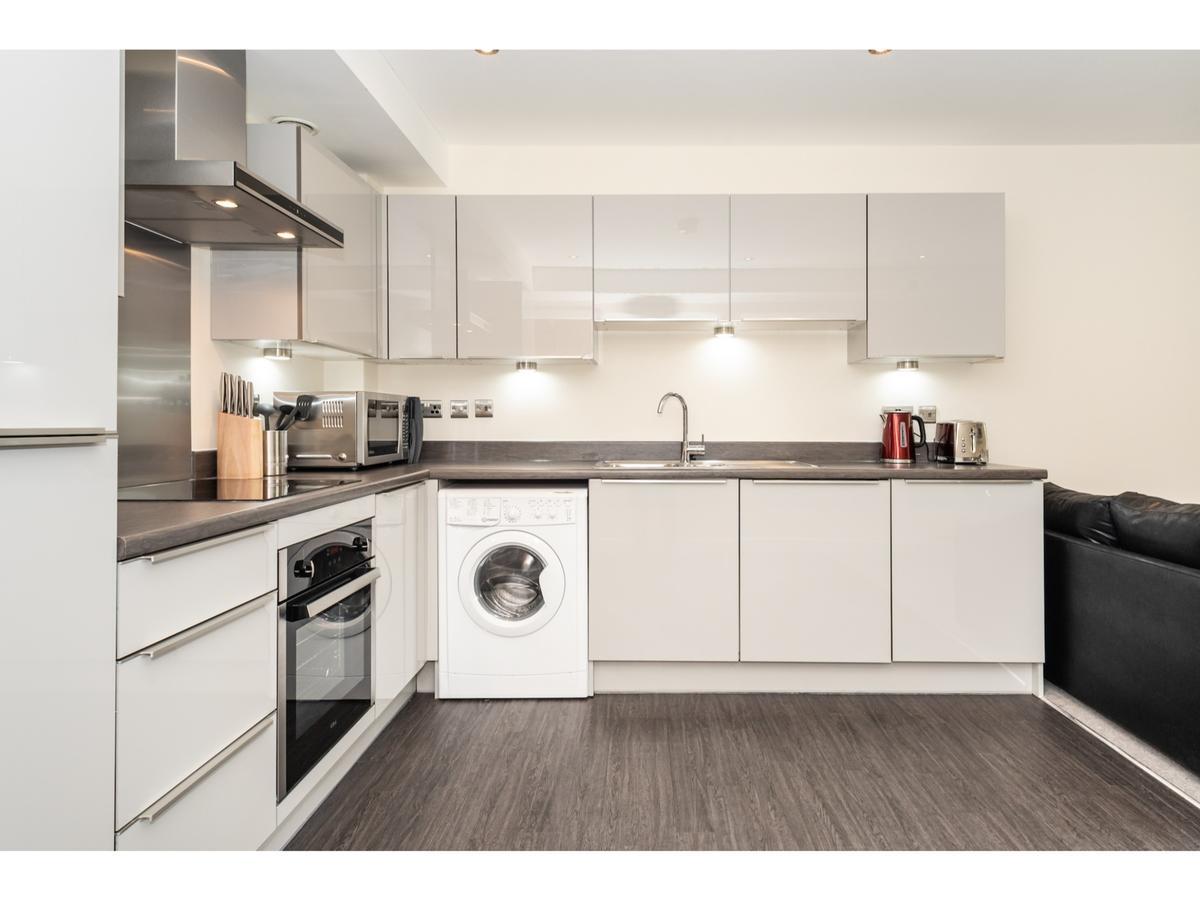 Stylish Flat Near The City Centre - Pass The Keys York Exterior foto