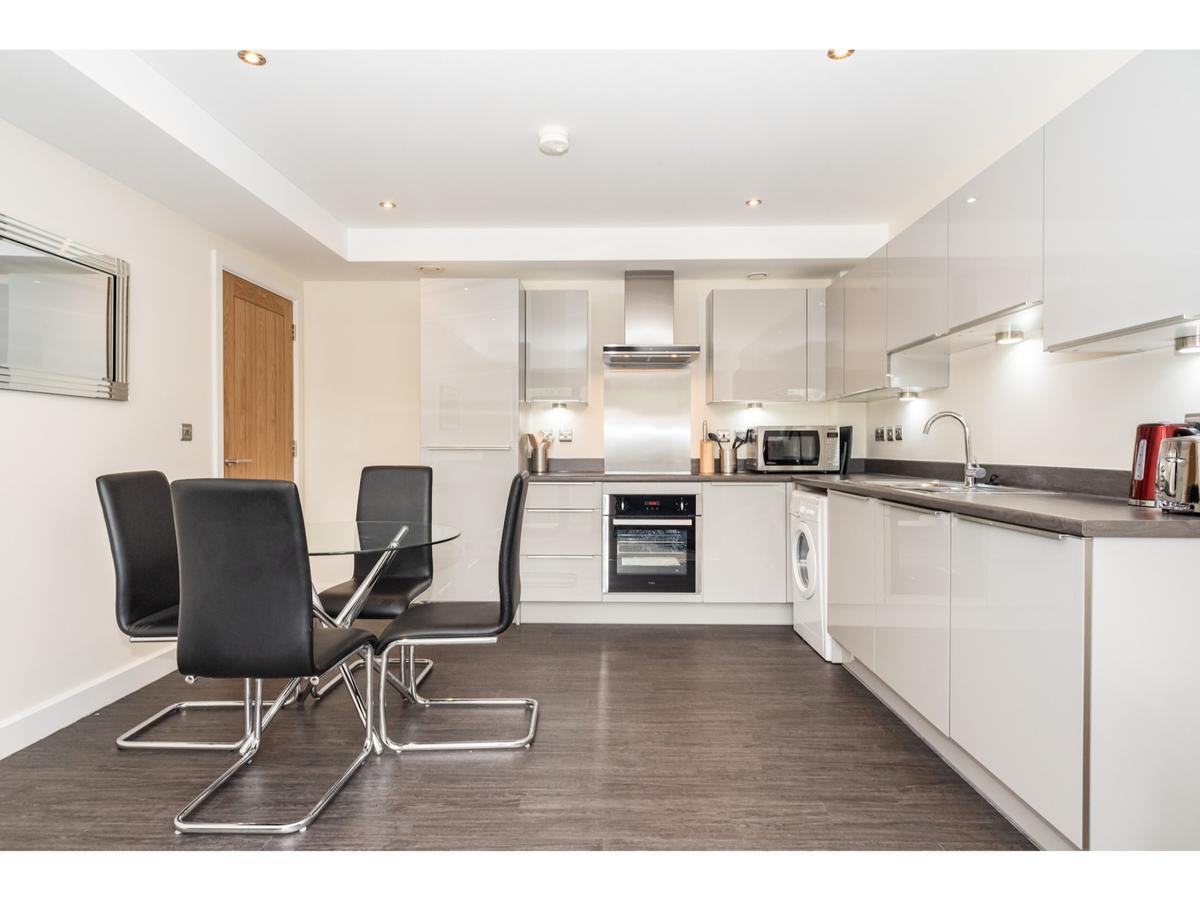 Stylish Flat Near The City Centre - Pass The Keys York Exterior foto